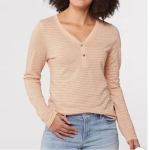 Patagonia Mainstay Henley in Bumblebee Tuber Tan